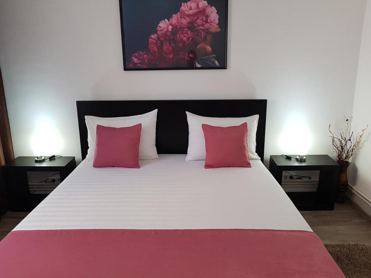 Mary Apartment غالات المظهر الخارجي الصورة